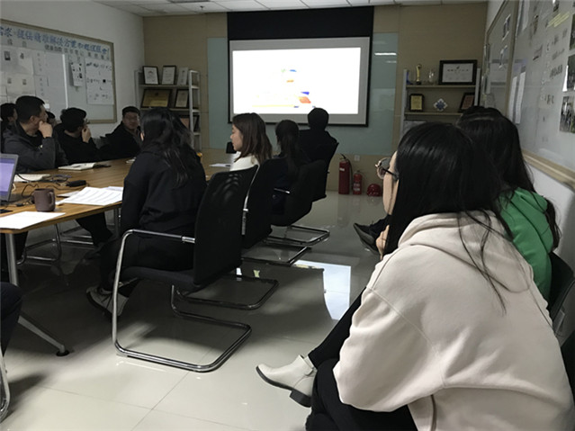 十月份項(xiàng)目經(jīng)理會(huì)